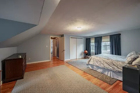 Bedroom - 384 Forest Hills Rd, Springfield, MA 01128 photo 9 of 9
