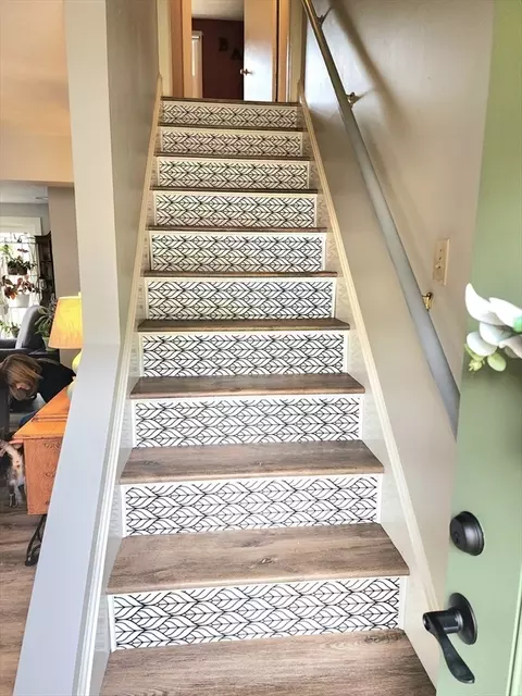 Entry Way - 49 Edward Rd, Townsend, MA 01469 photo 4 of 7