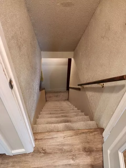 Entry Way - 49 Edward Rd, Townsend, MA 01469 photo 7 of 7