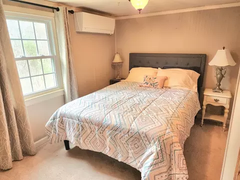 Bedroom - 49 Edward Rd, Townsend, MA 01469 photo 5 of 6