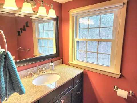 Bath - 49 Edward Rd, Townsend, MA 01469 photo 6 of 6