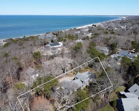 8 Isaiah Dunster Ln, Brewster, MA 02631