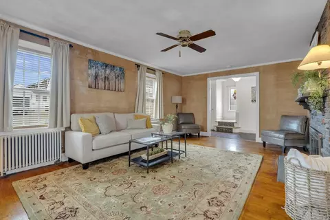 Living - 36 Fairview Rd, Stoneham, MA 02180 photo 2 of 4