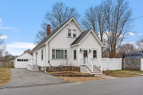 17 Juliette St, Andover, MA 01810