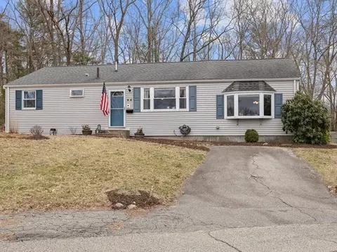 66 Edward Cody Ln, Weymouth, MA 02190