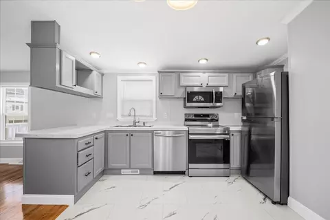 17 Washington St #17, Auburn, MA 01501