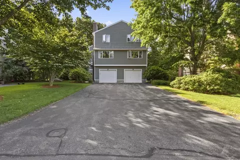 54 Edward Dr #54, Winchester, MA 01890