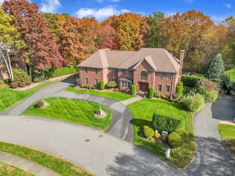 167 Pendleton Ln, Longmeadow, MA 01106