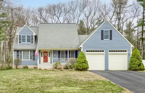 10 Flagler Dr, Holden, MA 01520