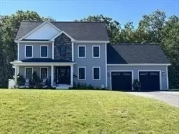 34 Hammond St, Seekonk, MA 02771