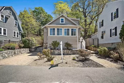 137 Fern Rd, Medford, MA 02155