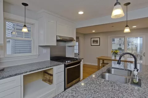 Kitchen - 6 Venture Dr, Springfield, MA 01119 photo 3 of 9