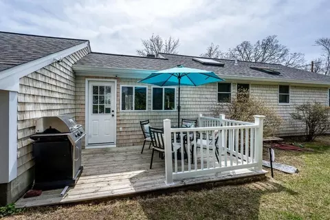 Exterior - 492 Scudder Ave, Barnstable, MA 02601 photo 2 of 8