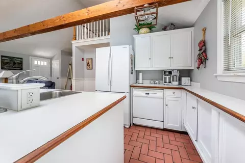 Kitchen - 492 Scudder Ave, Barnstable, MA 02601 photo 4 of 5