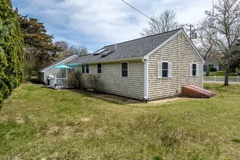 Exterior - 492 Scudder Ave, Barnstable, MA 02601 photo 1 of 8