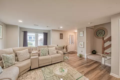14 Prudence Crandall Ln #14, Easton, MA 02356