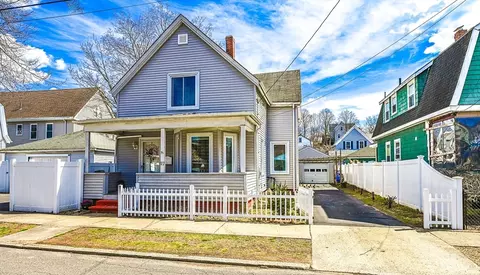 97 Lexington St, Lynn, MA 01902