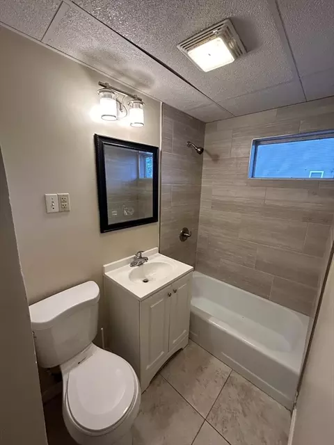 Bath - 63 Warner Ave, Worcester, MA 01604 photo 2 of 2