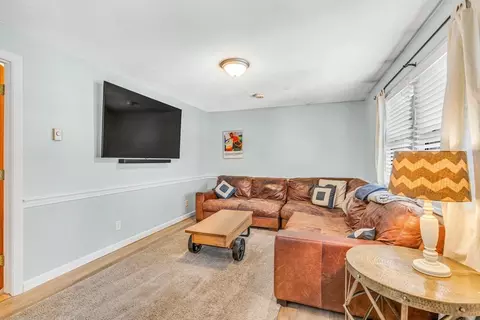Living - 4 Temi Rd, Hudson, MA 01749 photo 3 of 4