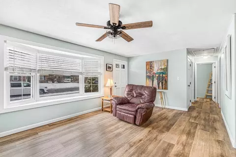 Living - 4 Temi Rd, Hudson, MA 01749 photo 1 of 4