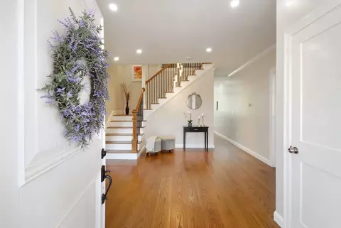Entry Way - 38 Gray St, Arlington, MA 02476 photo 1 of 5