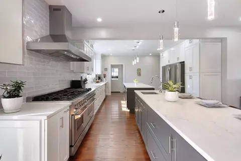 Kitchen - 38 Gray St, Arlington, MA 02476 photo 3 of 7