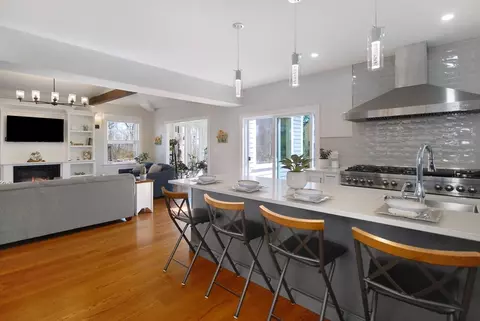 Kitchen - 38 Gray St, Arlington, MA 02476 photo 2 of 7