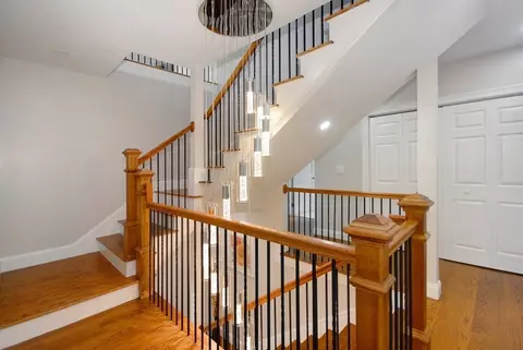 Entry Way - 38 Gray St, Arlington, MA 02476 photo 4 of 5