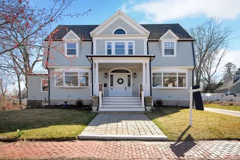38 Gray St, Arlington, MA 02476