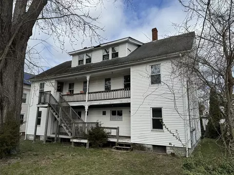 10-16 Hebron Ave, Attleboro, MA 02703