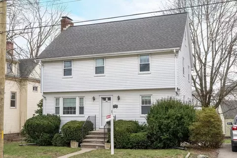 44 Nichols St, Norwood, MA 02062