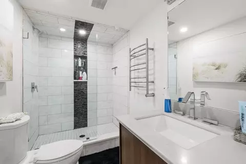 Bath - 750 Davol St #1216, Fall River, MA 02720 photo 5 of 5
