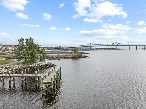 View/Area - 750 Davol St #1216, Fall River, MA 02720 photo 7 of 9