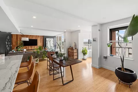 Dining - 750 Davol St #1216, Fall River, MA 02720 photo 1 of 2
