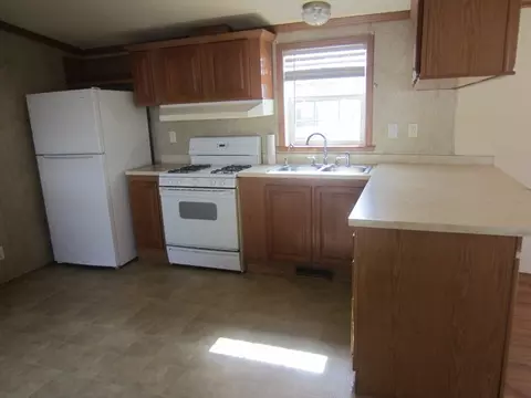 109 Kristen Ln, Wareham, MA 02571 photo 4