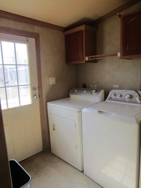109 Kristen Ln, Wareham, MA 02571 photo 9