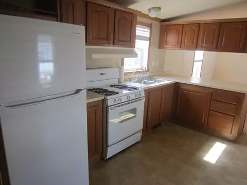 109 Kristen Ln, Wareham, MA 02571 photo 5