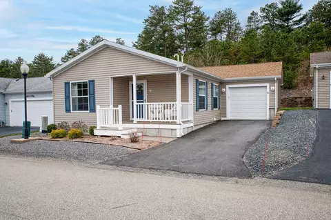 51 Willow Bnd, Plymouth, MA 02360