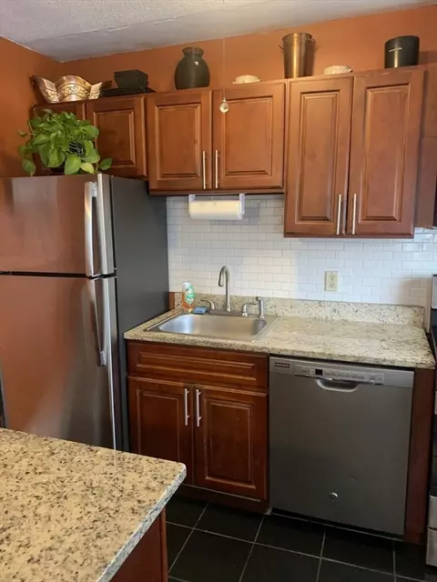 8 Walnut #16, Everett, MA 02149 photo 5