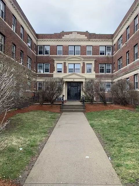 8 Walnut #16, Everett, MA 02149