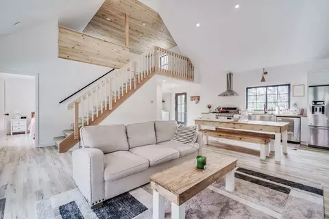 34 W Otter Rd, Tolland, MA 01034