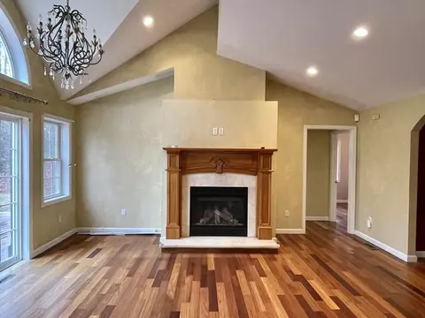 Living - 130 Keys Rd, Warren, MA 01083 photo 2 of 6