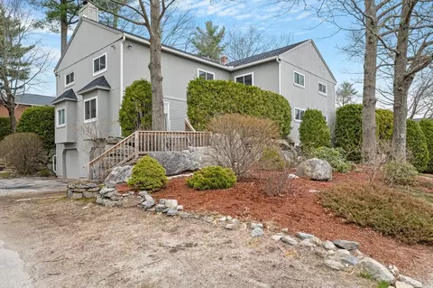 1 Highness #1, Uxbridge, MA 01569