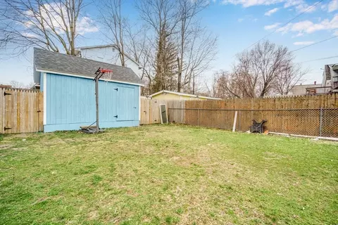 Exterior - 174 Allen St, Springfield, MA 01108 photo 4 of 8