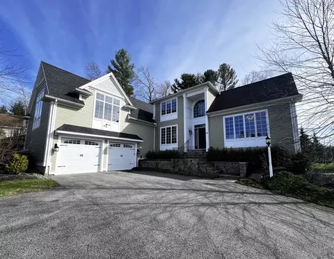 56 Chandler Cir, Andover, MA 01810