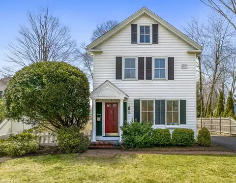 41 Rice St, Wellesley, MA 02481