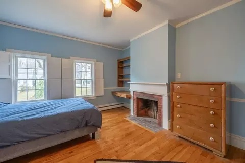 Bedroom - 39 Middle St, Fairhaven, MA 02719 photo 3 of 3