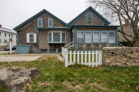 Exterior - 39 Middle St, Fairhaven, MA 02719 photo 3 of 7