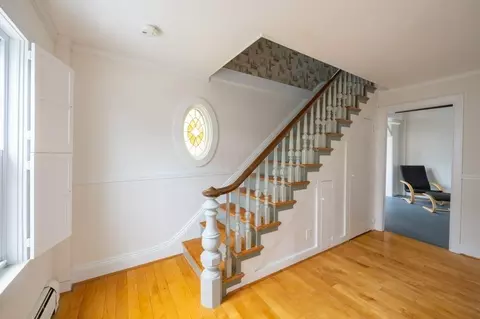Entry Way - 39 Middle St, Fairhaven, MA 02719 photo 1 of 2