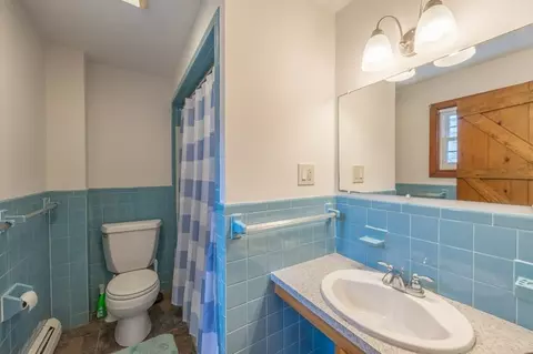Bath - 39 Middle St, Fairhaven, MA 02719 photo 1 of 1